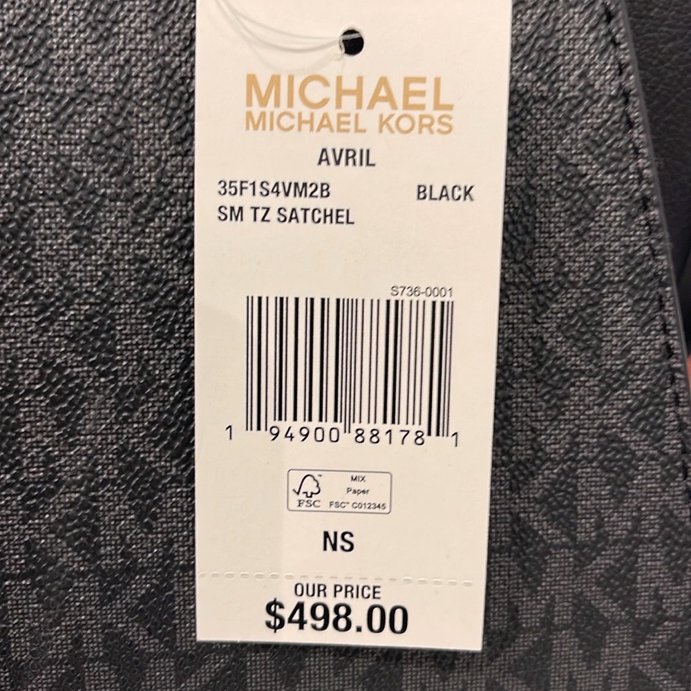 MICHAEL KORS
Avril Small Logo Top-Zip Satchel
COLOR BLACK
NWT - Picture 8 of 16